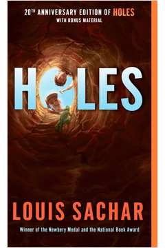 Holes (Newbery Ser.): Louis Sachar: : Books